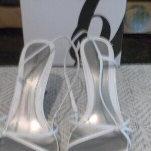 WOMENS NINE WEST WHITE SIZE 9 1/2 SHOES